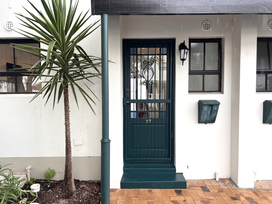 To Let 2 Bedroom Property for Rent in Parklands Western Cape